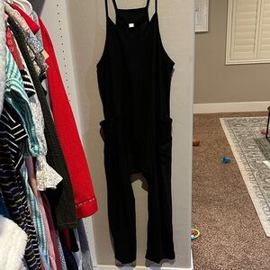 Black jumper jumpsuit with pockets
